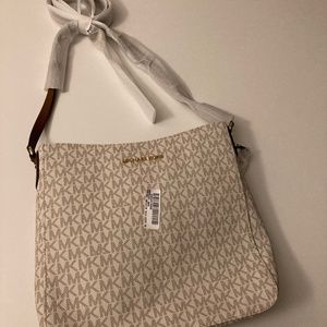 BNWT MICHAEL KORS Jet Set Travel Large Logo Messenger Bag